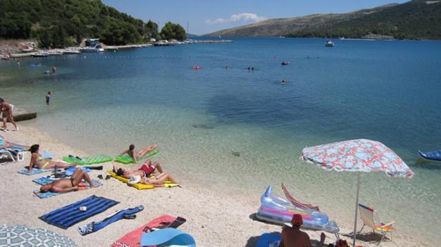 Apartments Luka - Trogir, Marina 150M From The Beach Exterior foto